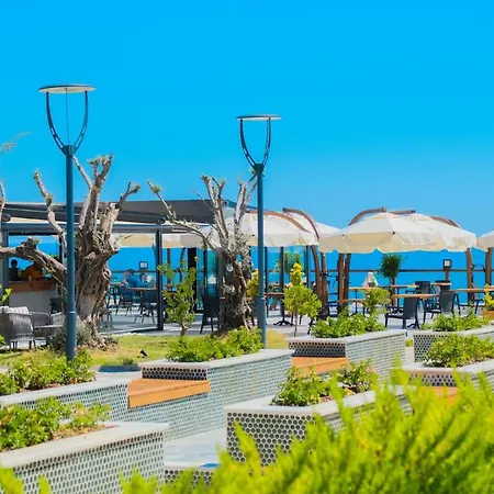 Hotel Feniks 3*